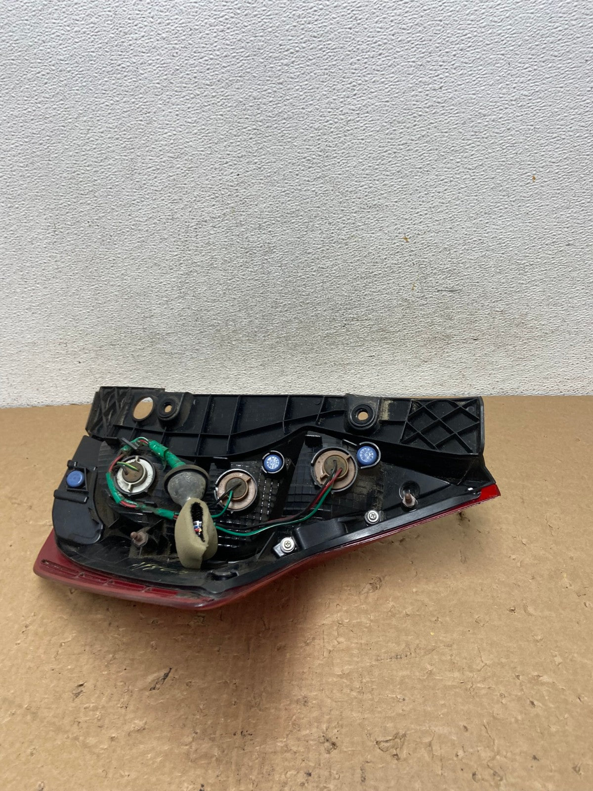 2014 - 2019 Nissan Versa Note Hatchback Left Driver LH Tail Light AF8029 LK6