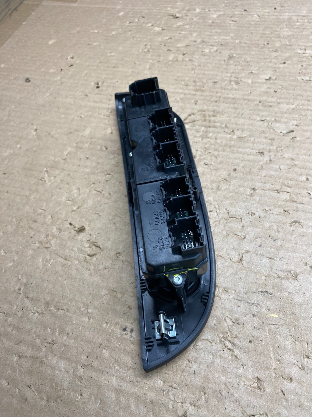 2007-2013 Chevy Suburban Tahoe Yukon Front Left Driver Window Switch ag8436 DG4