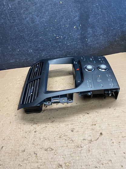 2011 to 2014 Ford Explorer Radio Climate Control Trim Bezel Panel ag8760 DG1
