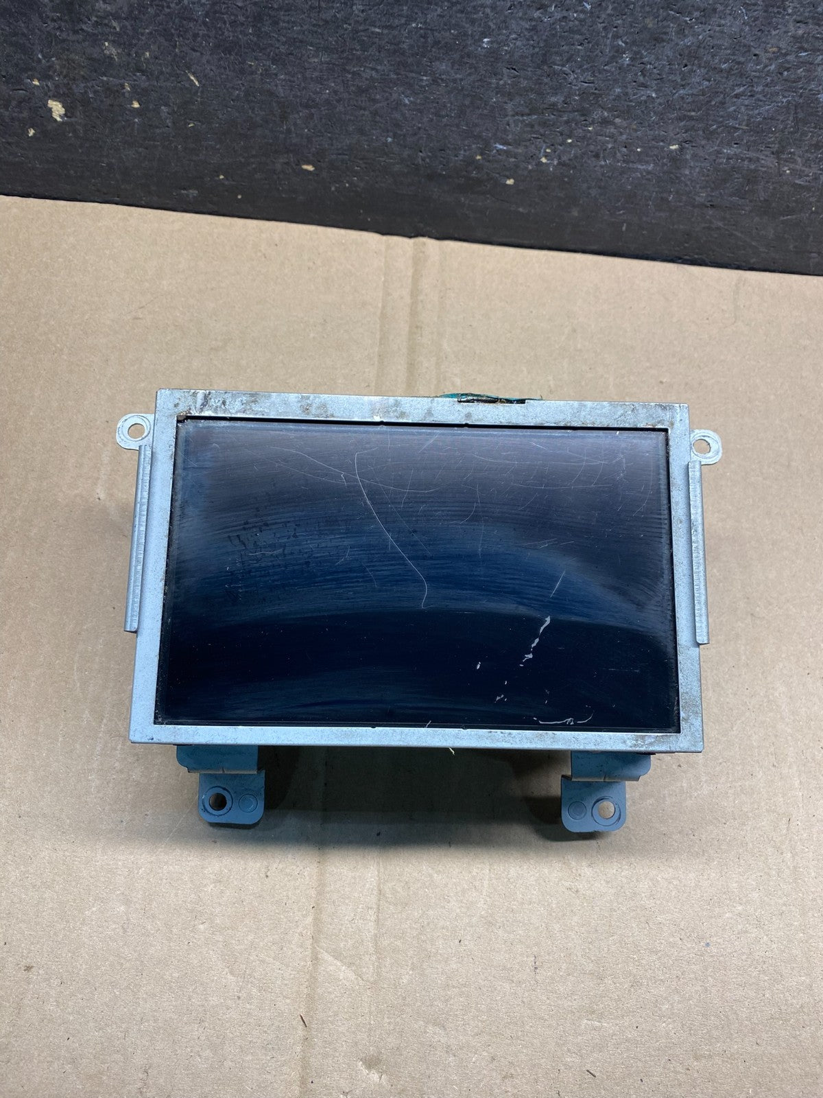 2013 to 2016 Ford Taurus Radio Information Display Screen Monitor AJ0064 LK0