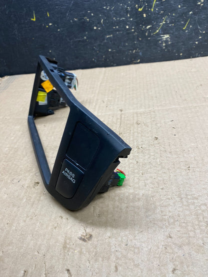 2003-2005 Honda Pilot Center Dash Radio Screen Display Trim Bezel z0130 DG2
