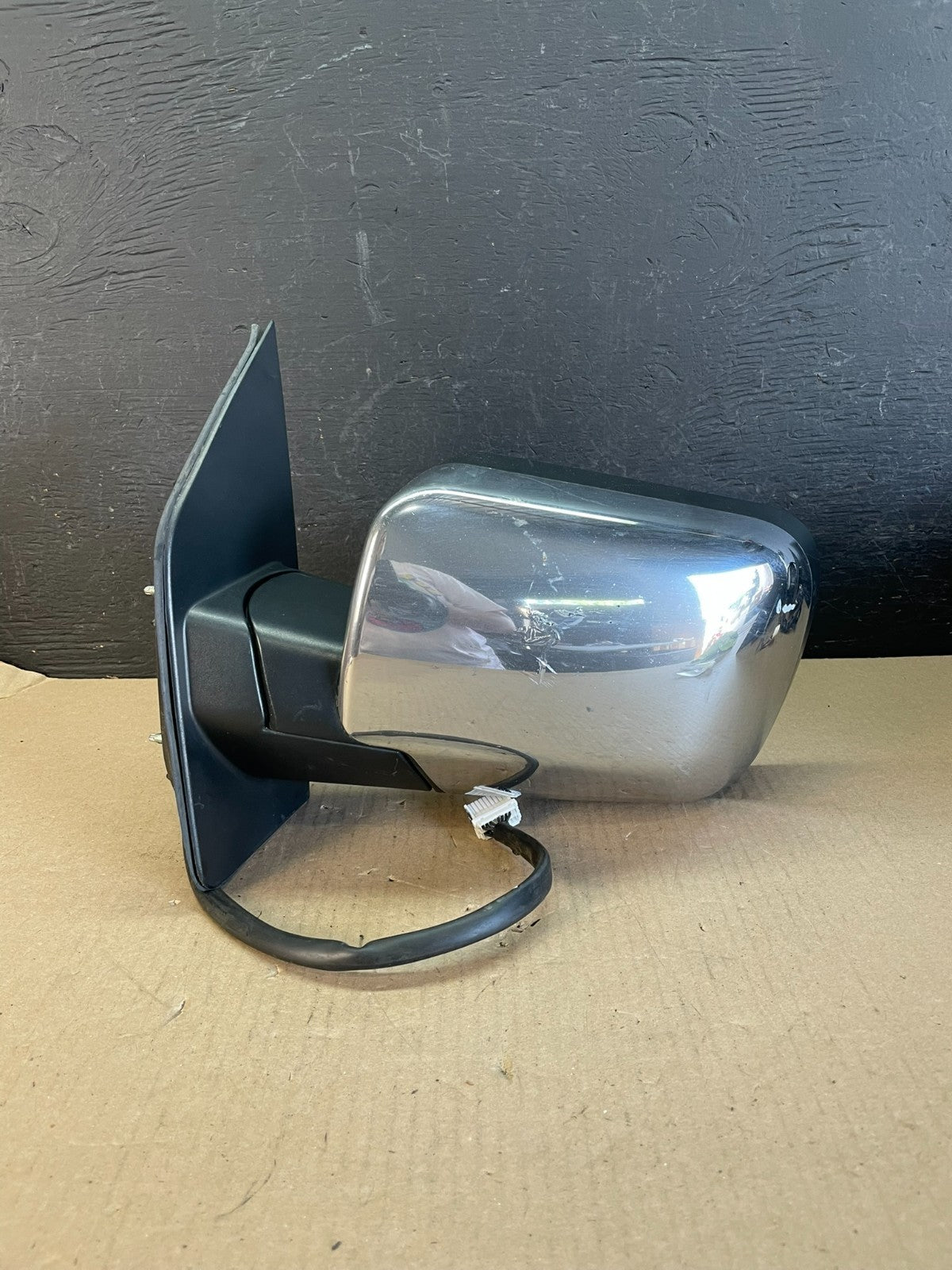 2004 to 2015 Nissan Armada Left Driver LH View Door Heated Mirror AE1133 DW0