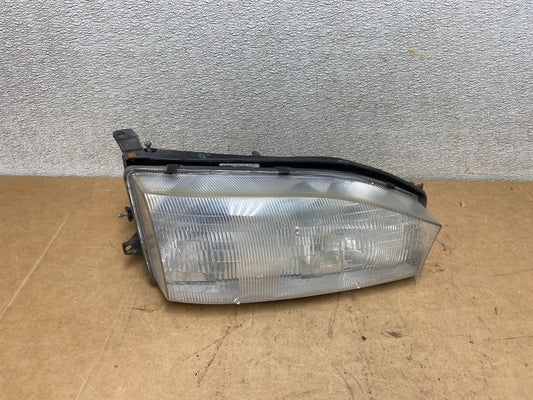 1992 1993 1994 Toyota Camry Right Passenger RH Halogen Headlights X4665 DW0