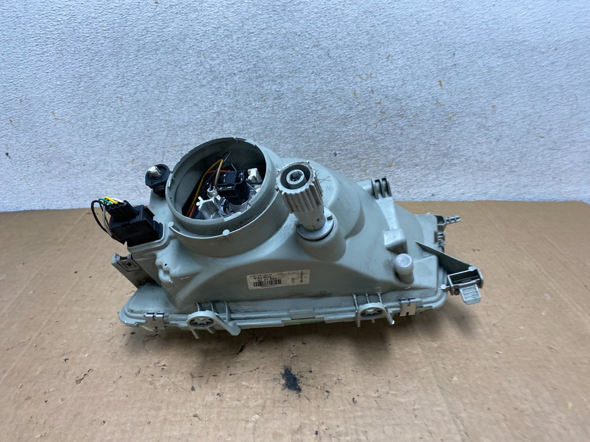 1999 - 2003 Saab 9-3 Front Right Passenger Side Headlight AI9117 DW3