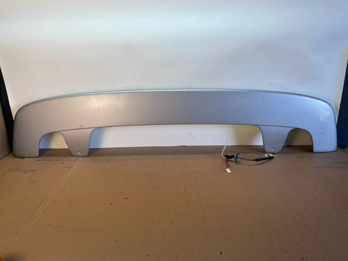 2001 to 2007 Toyota Sequoia 3RD Brake Light Spoiler Wing AH0489 DG0