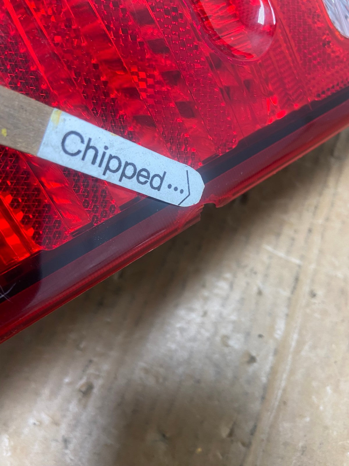 2002 to 2005 Ford Explorer Right Passenger Rh Side Tail light AE0544 LK4