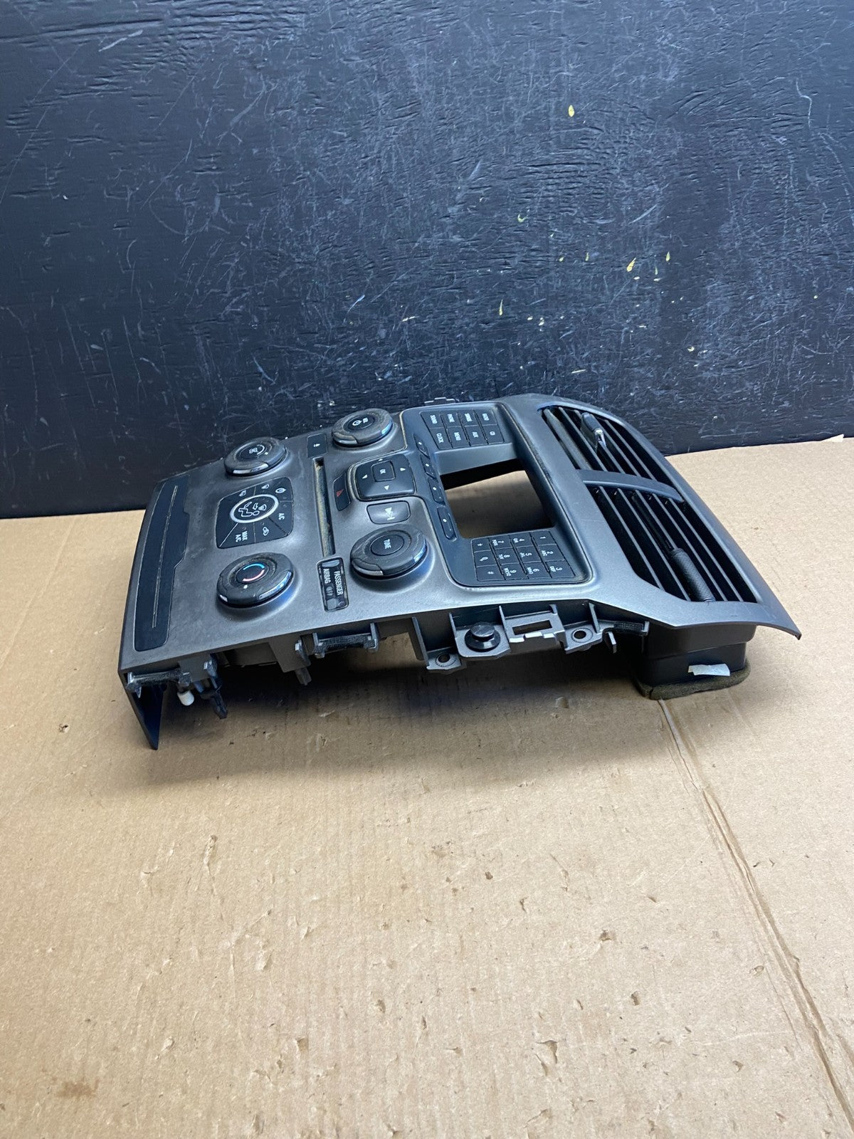 2014 2015 Ford Explorer Radio Climate Control Trim Bezel Panel AE4466 DG2