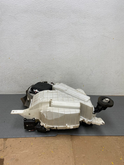2014 to 2017 Nissan Quest Rear AC & Heater Assembly Blower OEM A51423