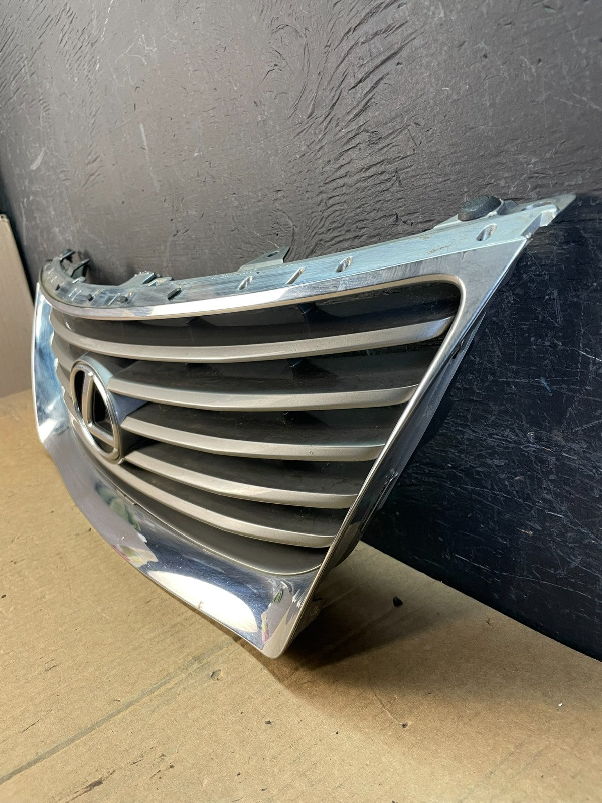 2007 to 2009 Lexus ES350 Front Gray Grille w/ Chrome Bezel AD5505 DG1