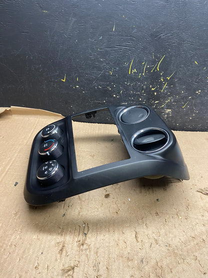 2011 to 2017 Jeep Compass Dash Climate Temperature Control Radio Bezel Z2011 DG2