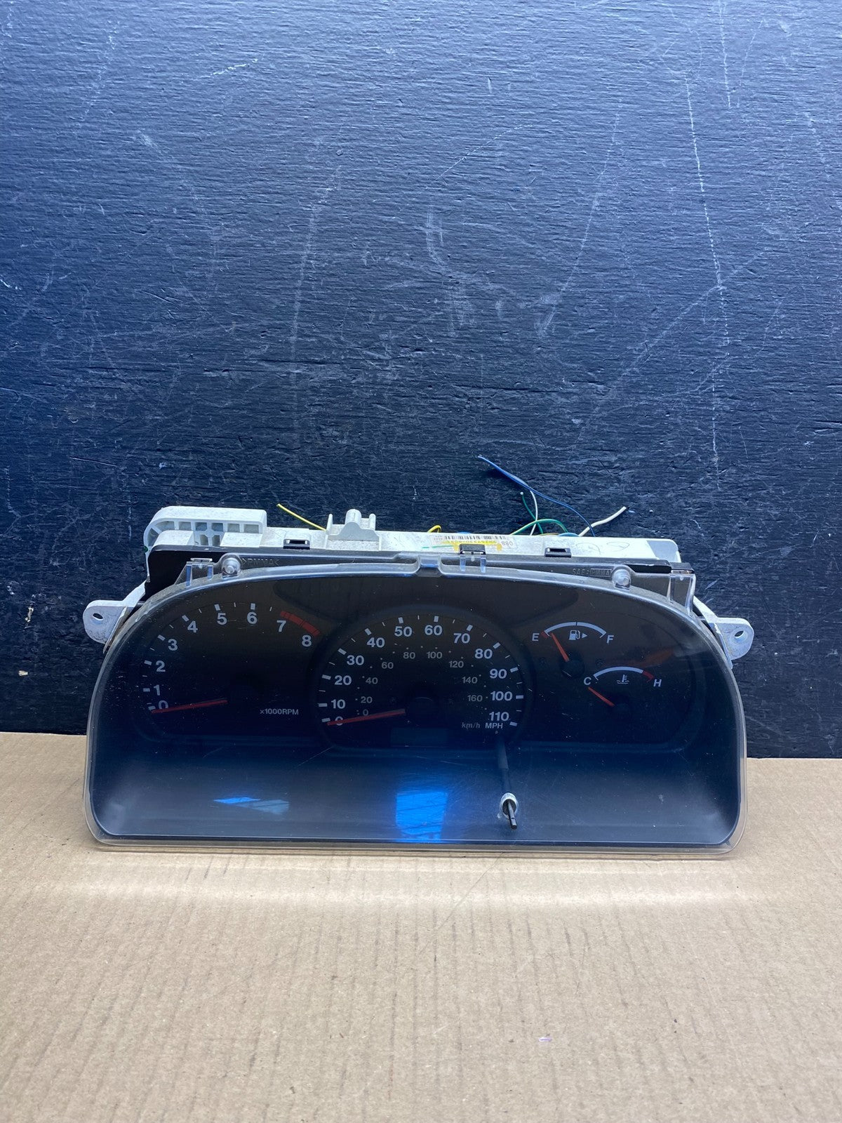 2001 to 2004 Chevrolet Tracker Cluster Gauge Speedometer ECM AG3915 DG0