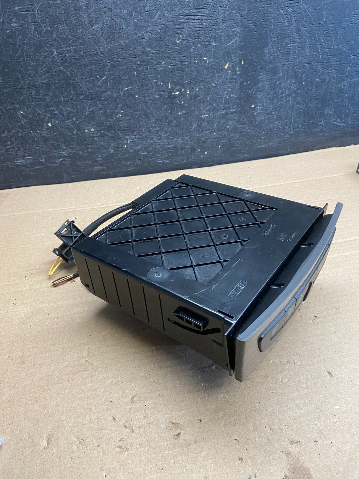 2007-2009 Mercedes CLS350 E350 E550 A/C Heater Climate Control Trim AG5174 DG1