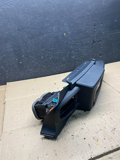 2020 to 2023 Ford Explorer Console Radio Display Screen Air Vents L6797 DG1