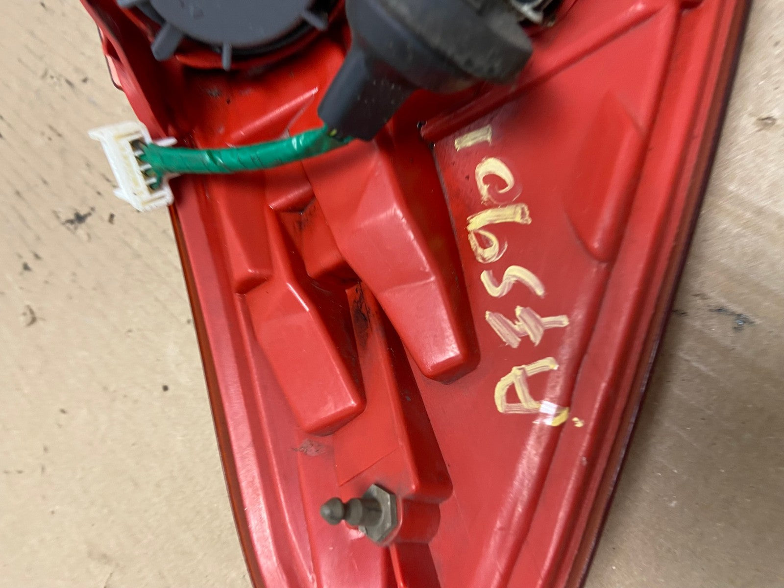 2009 2010 Nissan Murano Right Passenger Rh Side Tail Light AF5901 LK6