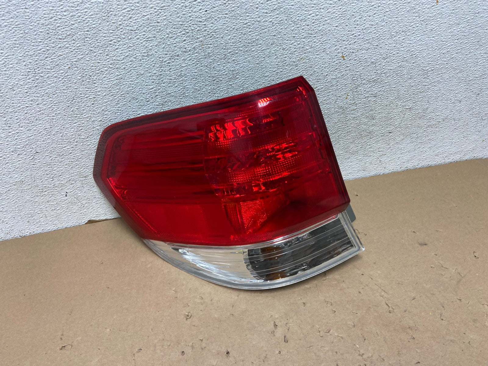 2008 2009 2010 Honda Odyssey Left Driver LH Side Tail Light DEPO AG4200 LK0