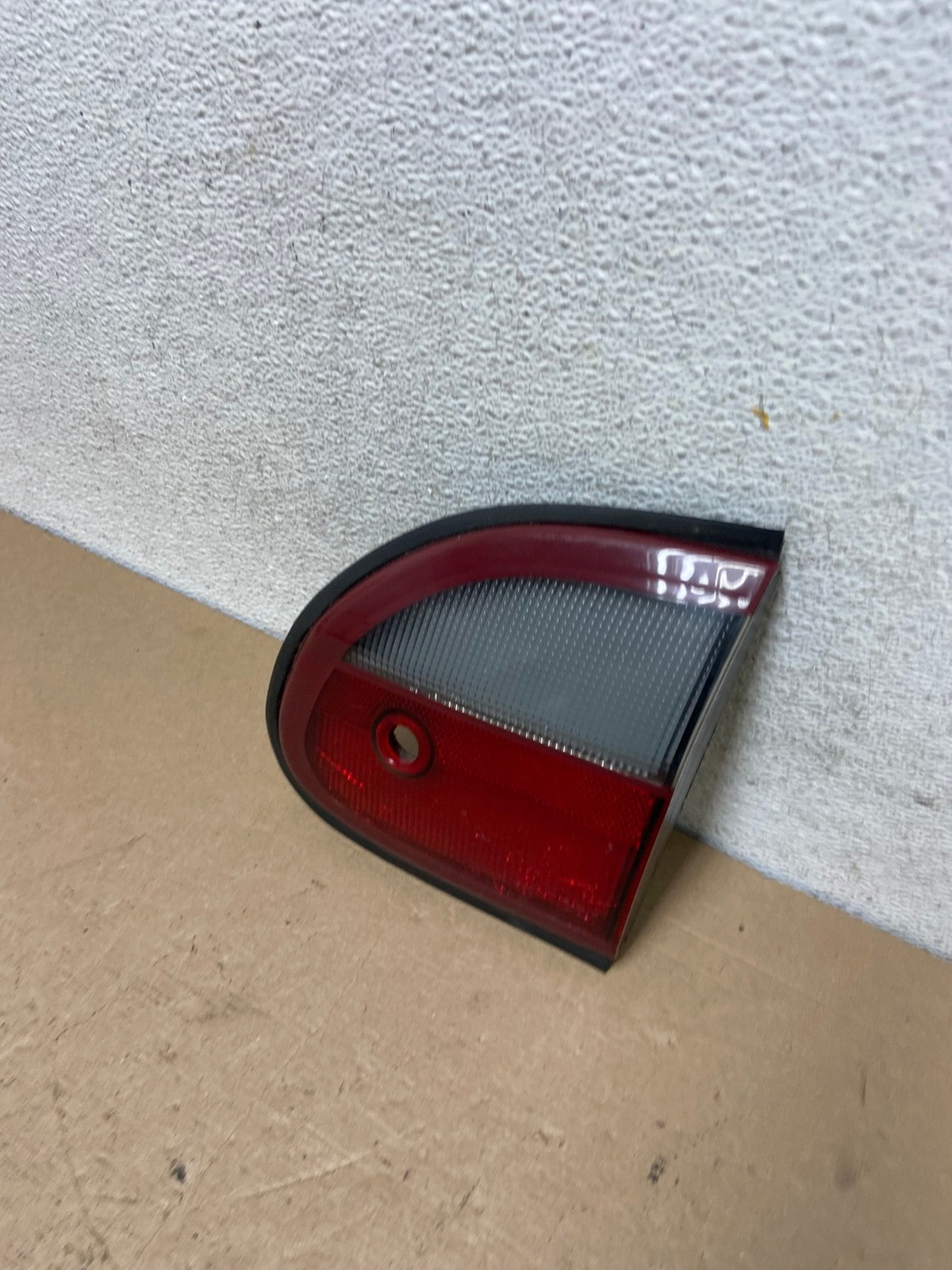 1997 to 2003 Chevrolet Malibu Right Passenger Inner Tail Light AF4945 LK1