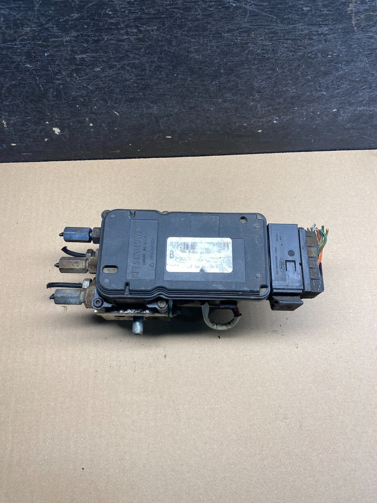 2006 2007 Ford E250 E350 ABS Pump Anti Lock Brake Module 7C24-2C346-BA AC7180 PS0