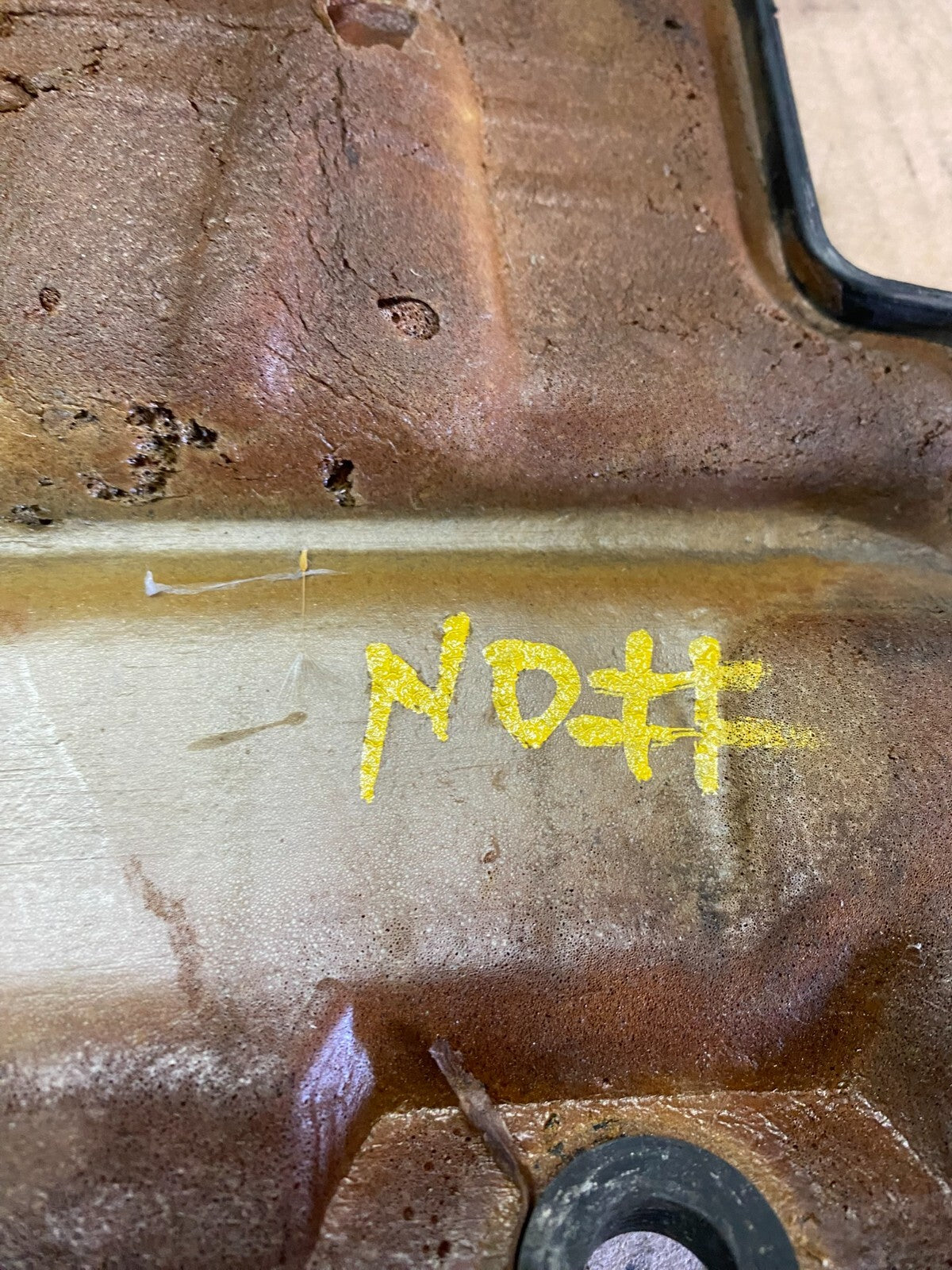 2004 to 2006 Suzuki Verona Engine Cover L94284