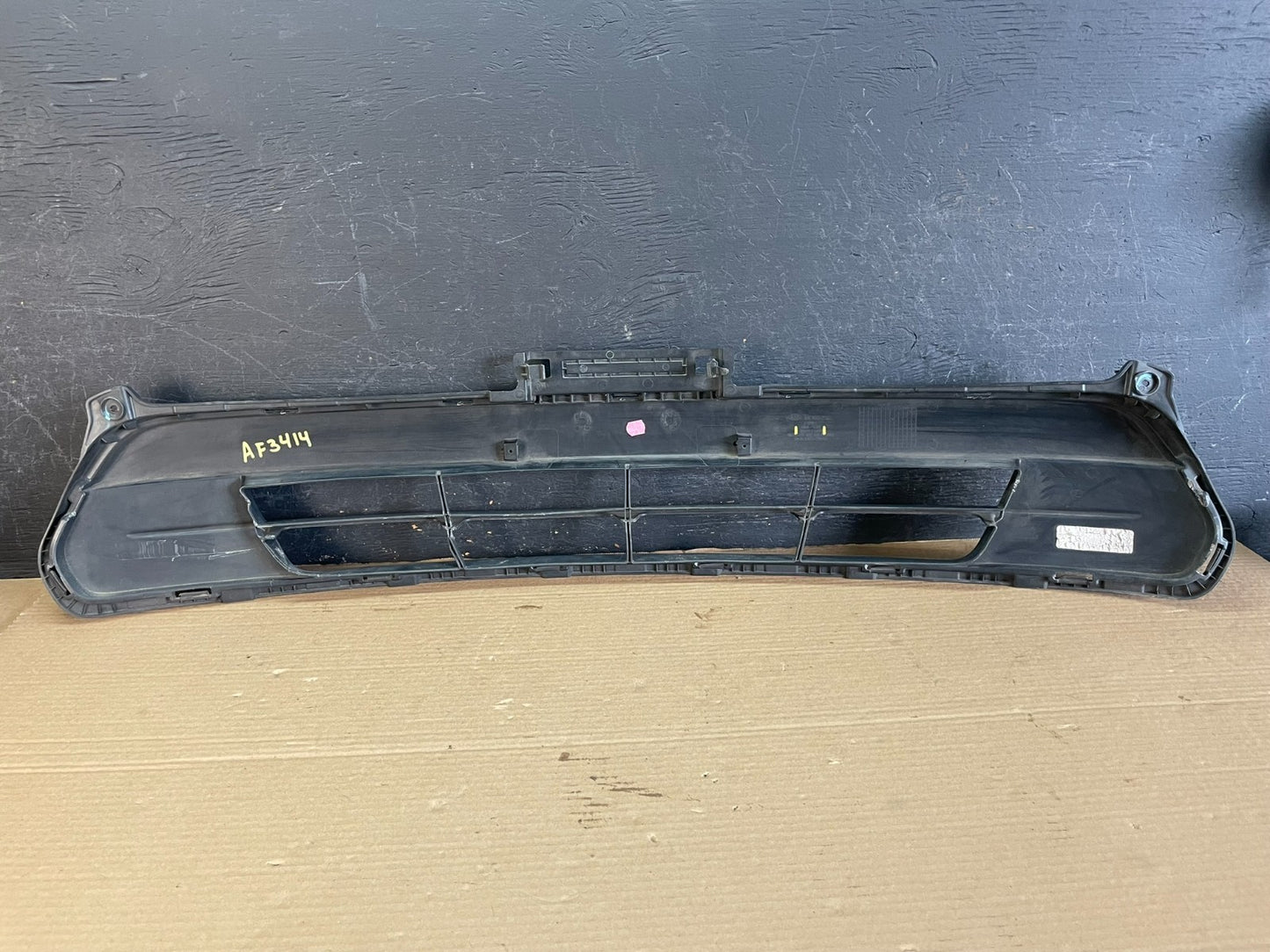 2016 2017 2018 Kia Sorento Front Lower Grill Grille AF3414 DW3