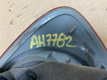 2005 - 2007 Toyota Sequoia Right Passenger RH Tail Light Inner AH7782 DW5