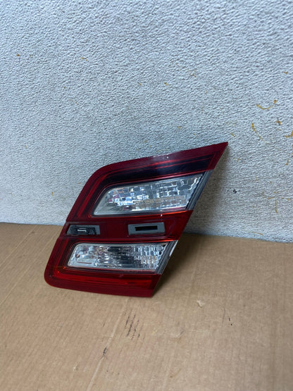 2013 to 2018 Ford Taurus Right Passenger Rh Side Tail Light Inner AI8417 LK1