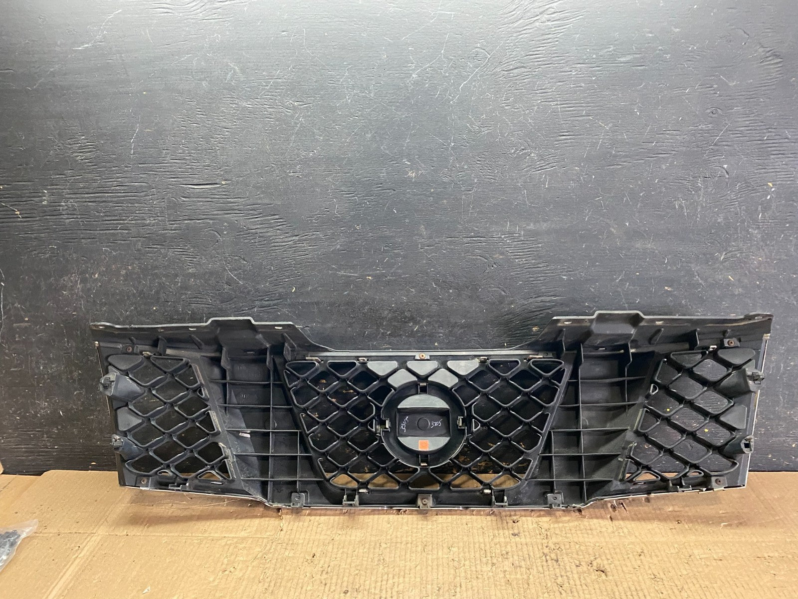 2005 2006 2007 Nissan Pathfinder Chrome Front Upper Grill Grille U0352 DG3