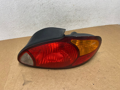 1999 2000 Hyundai Elantra Sedan Right Passenger RH Tail Light AE3186 LK0