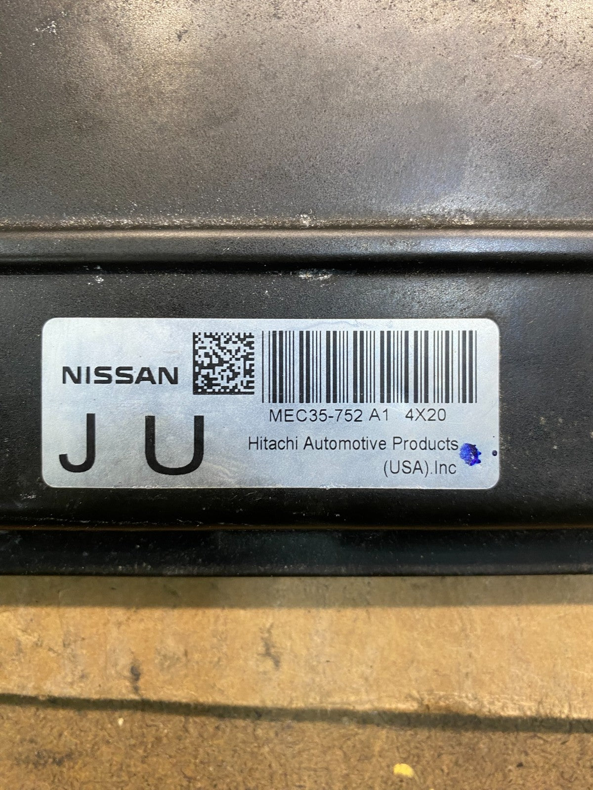 2005 Nissan Pathfinder Engine Control Module ECM MEC35-752 A1 AB3860 DG2