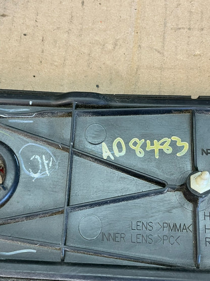 1998-2002 Honda Accord Coupe 2-Door Center Single Tail Light AD8484 DG8