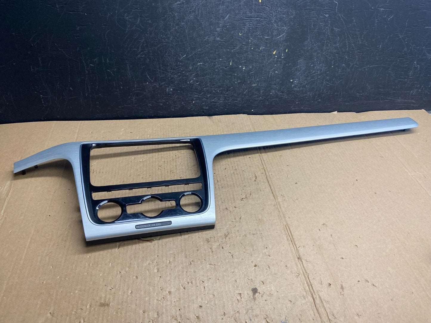 2012 to 2015 Volkswagen Passat Radio Dashboard Bezel Trim Cover ae3866 DG1