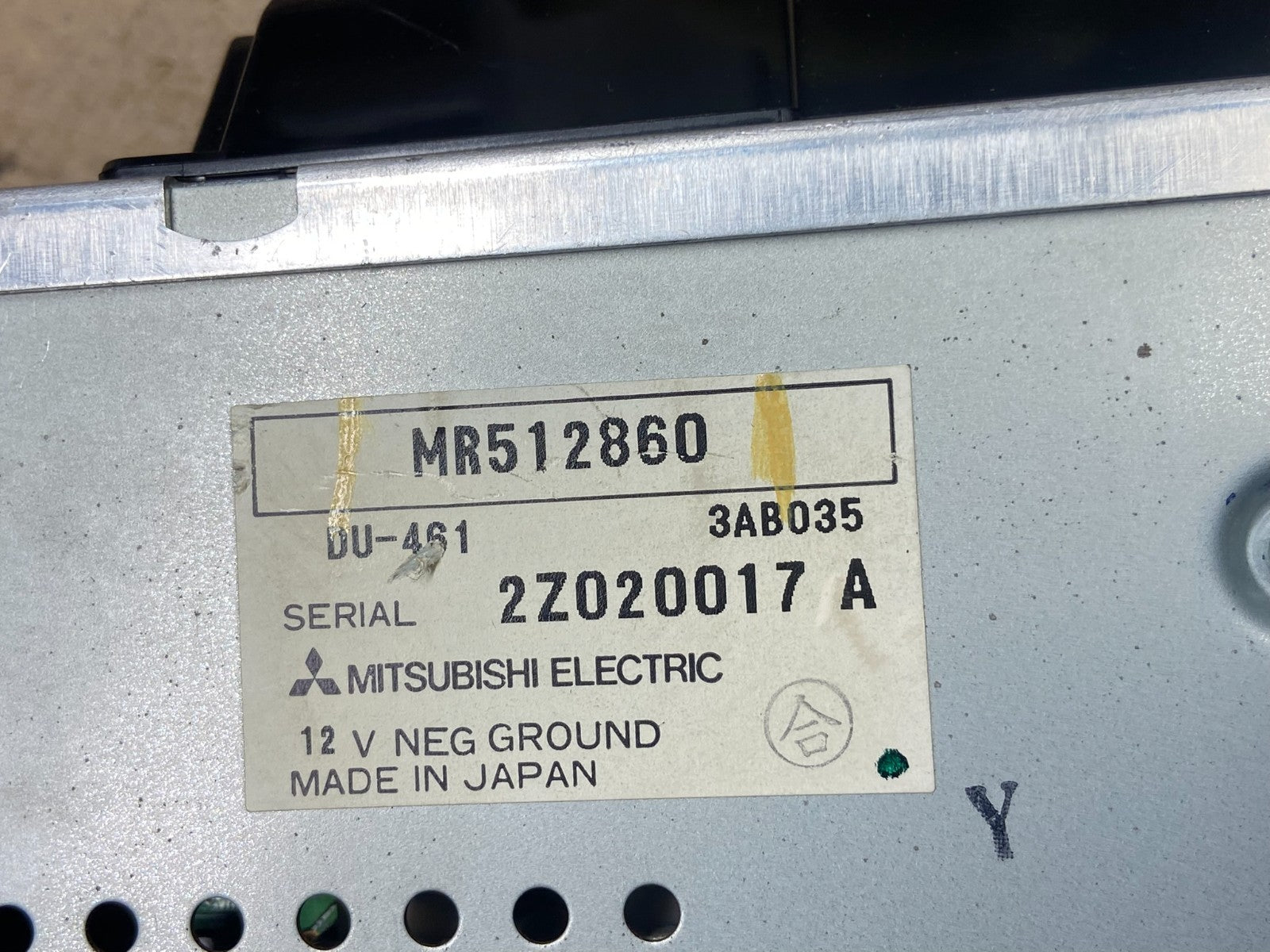 2001-2006 Mitsubishi Montero Information Dash Display Screen  OEM ab9377 DG6