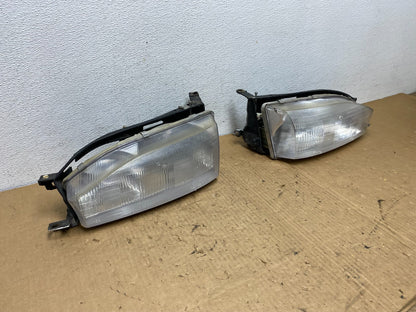 1992 1993 1994 Toyota Camry Left+Right Halogen Headlights AC8170 DW2