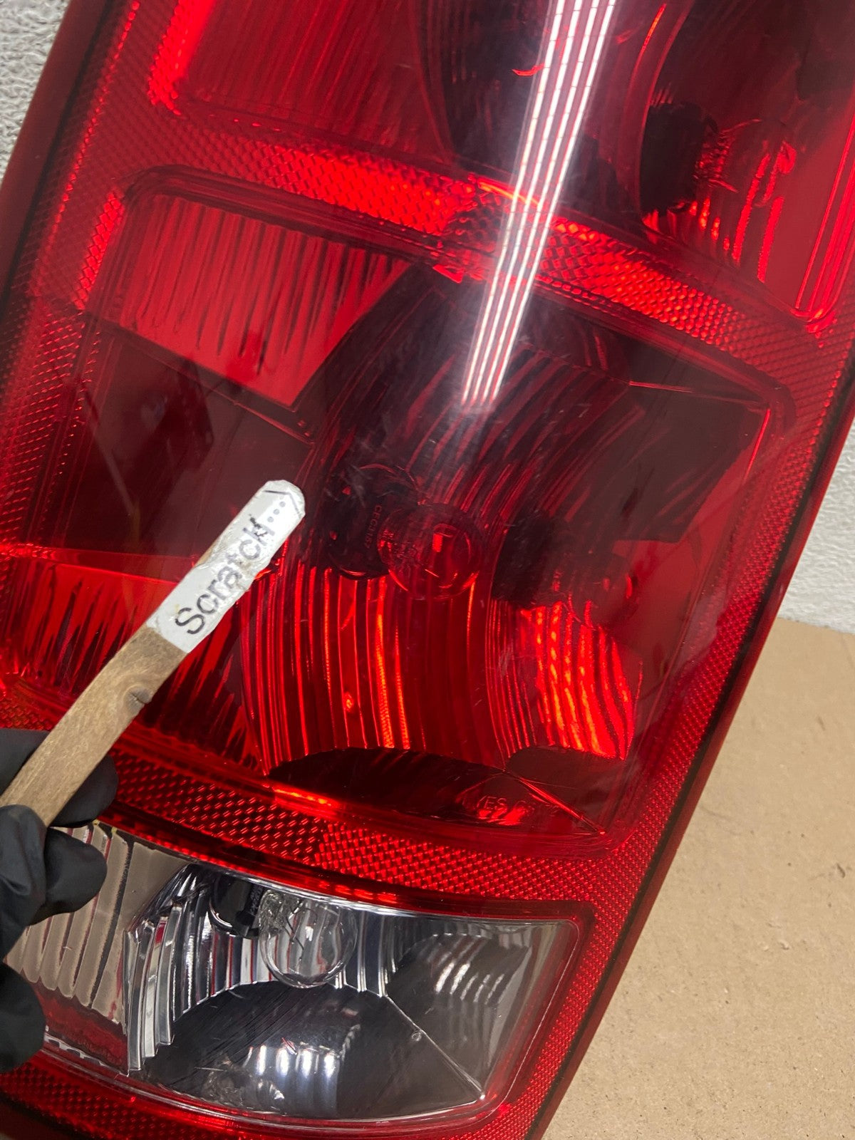 2002 to 2006 Dodge Ram 1500 Left Driver side Tail Light AG4784 LK3