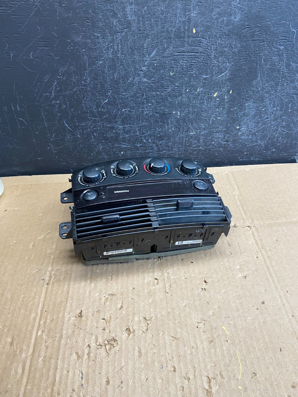 2004-2005 Toyota Sienna AC Climate Heater Temperature Control Air Vent AD2326 DG3