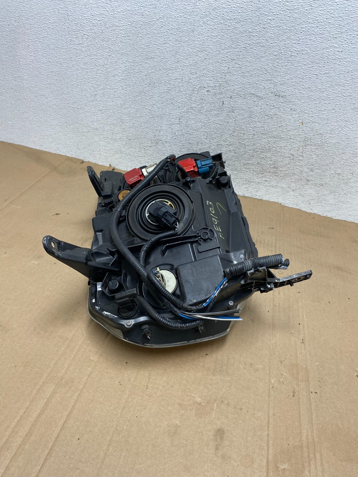 2009 2010 2011 Honda Pilot Left Driver LH Halogen Headlight AE9103 DW7