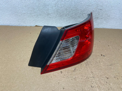 2009 2010 2011 2012 Mitsubishi Galant Right Passenger Tail Light AF7948 GD2