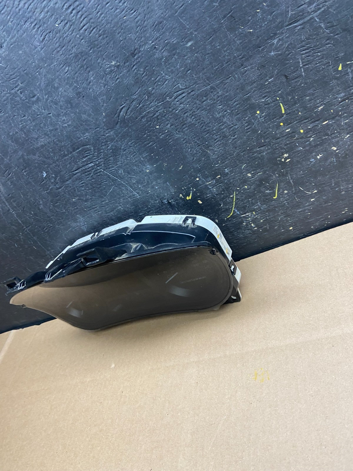 2013 to 2015 Ford Explorer Speedometer Cluster db5t-10849-jk T4305 DG2