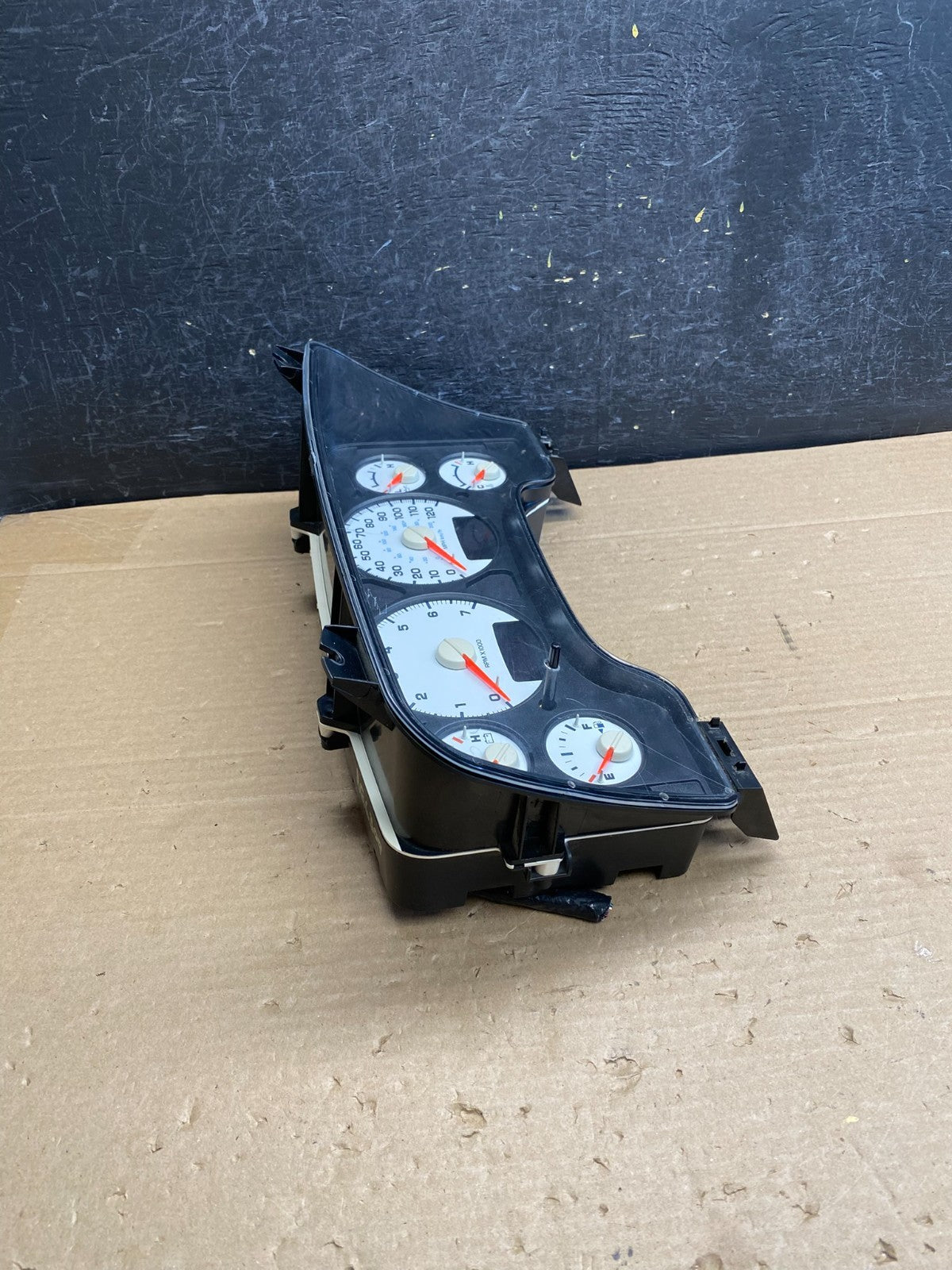 2004 2005 Dodge Ram 1500 Instrument Speedometer Gauge Cluster AG6309 DG1