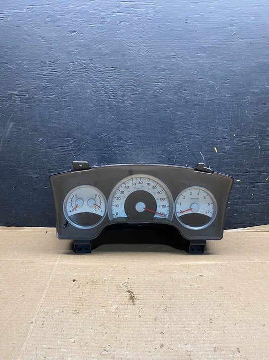2004 Dodge Durango Speedometer Instrument Cluster Gauge R2813 DG0