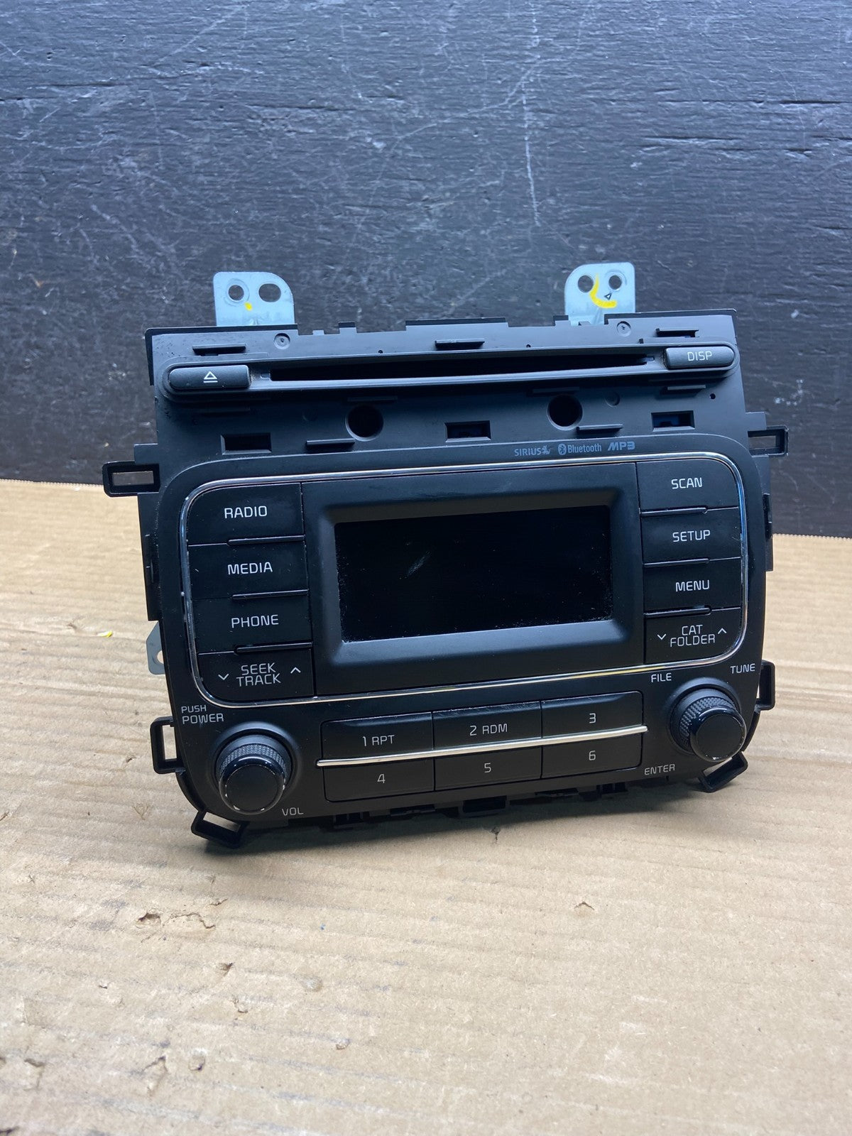 2014 - 2016 Kia Forte Am Fm Cd Player Radio Receiver AE4531 DG0