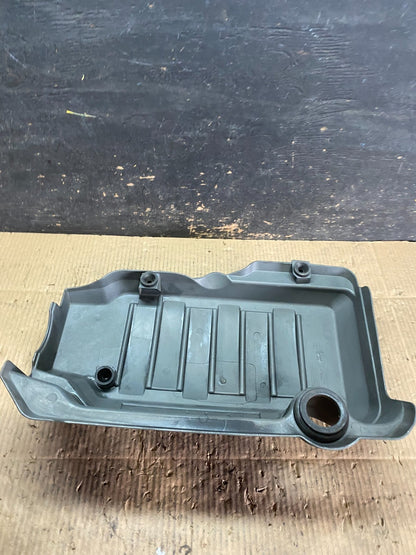 2007 to 2008 GMC Acadia 3.6L VVT Engine Cover Shield t9477 DG4