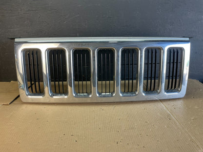 2006 to 2010 Jeep Commander Front Upper Grill Grille AE3751 DG0