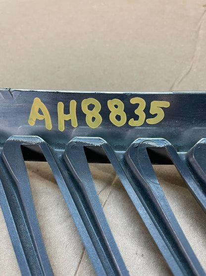 2013 to 2016 Lincoln MKT Left Driver LH Side Front Grill Grille ah8835 DG5
