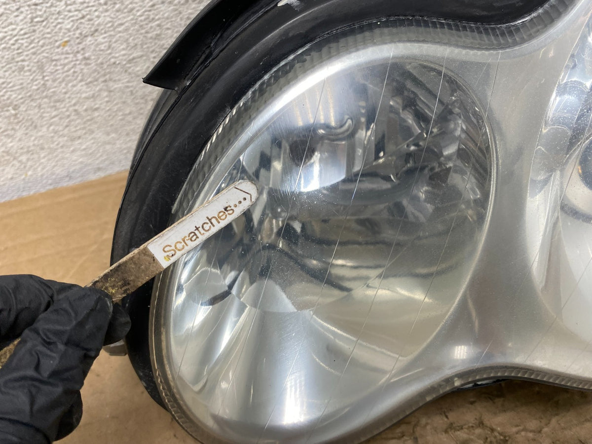 2001 to 2007 Mercedes W203 C Left Driver LH Side Xenon HID Xenon AH9219 DG3