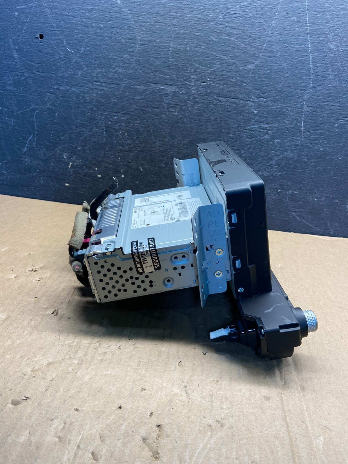 2019 to 2020 Hyundai Elantra Screen Display Radio Receiver AG1615 DG2