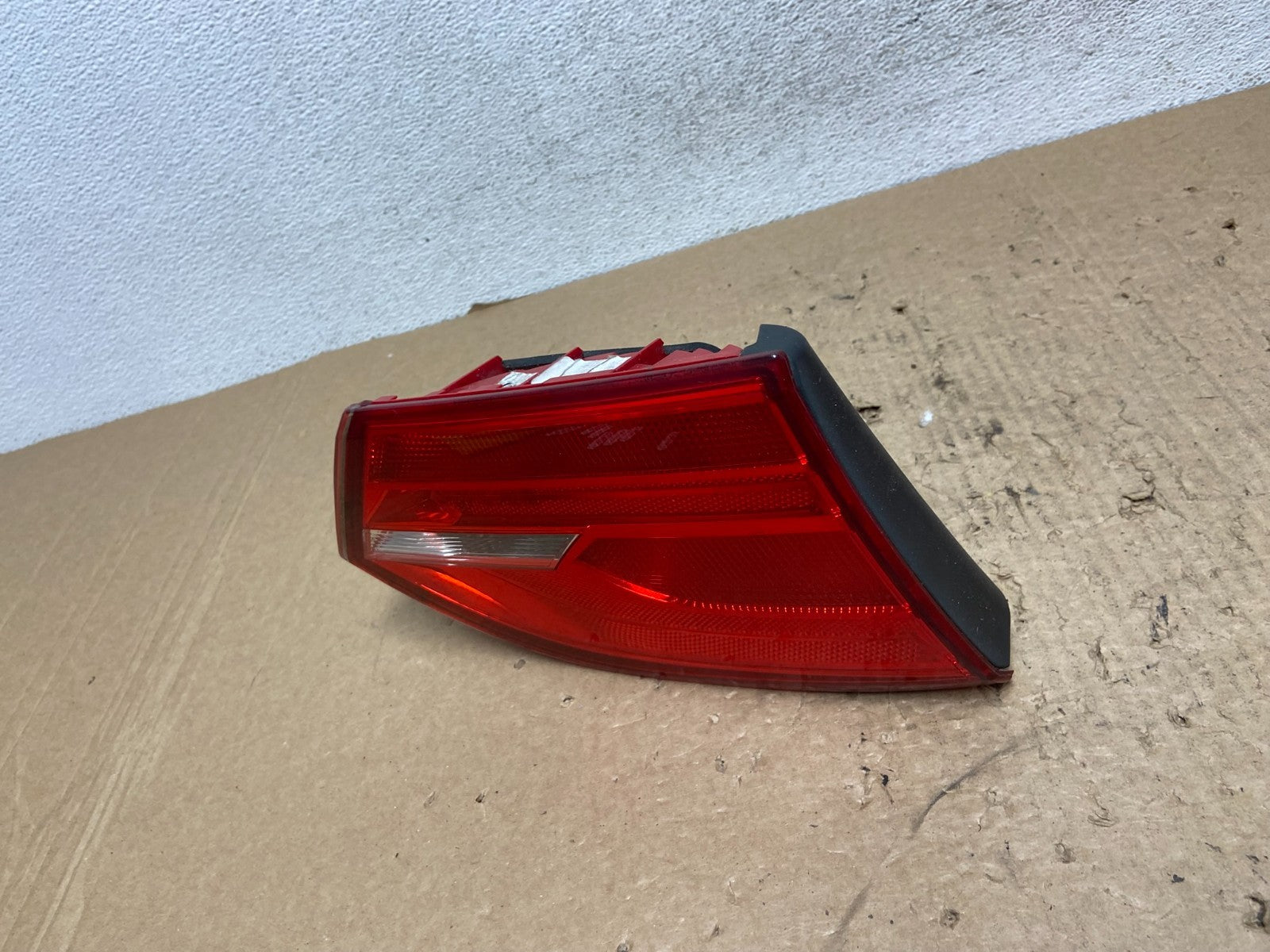2011-2014 Volkswagen Jetta Left Driver LH Inner Trunk Tail Light AF8359 DW1