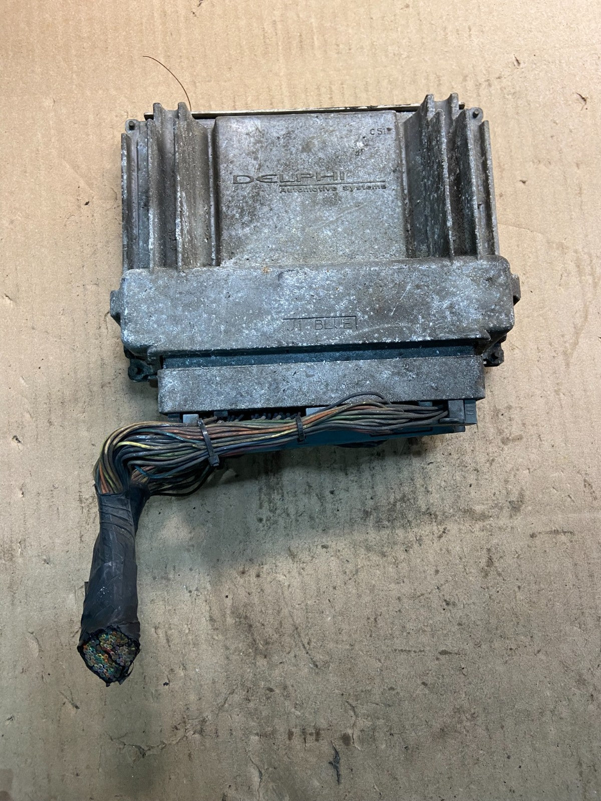2003 Chevrolet Silverado Engine Control Unit Module ECM ECU Z4957 DG2
