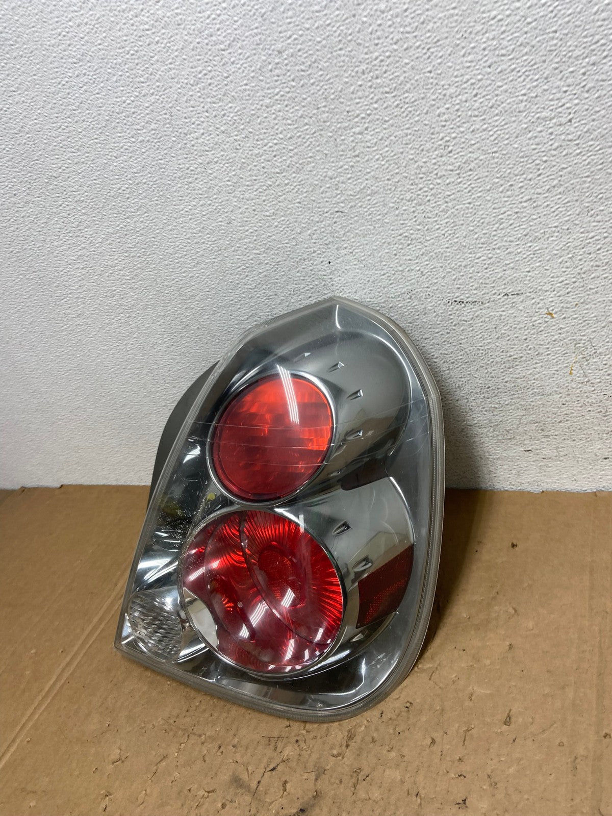2005 to 2006 Nissan Altima Tail Light Right Passenger RH Side AD3312 LK1