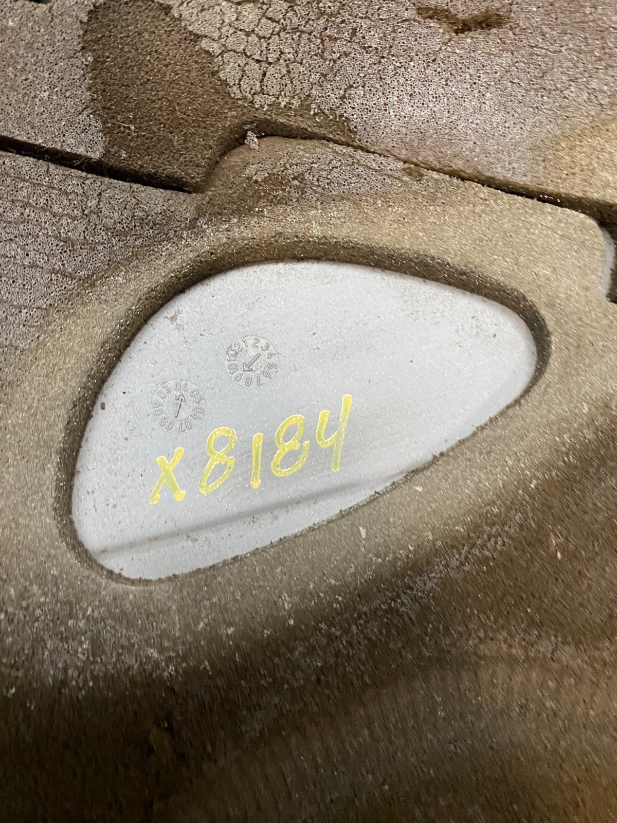2004 to 2007  Cadillac CTS 2.8L Plastic Engine Cover Shield OEM x8184 DG9