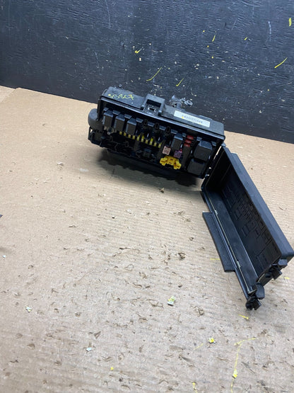 2007 Jeep Grand Cherokee Fuse Box BCM Body Control Module Oem S8807 DG1